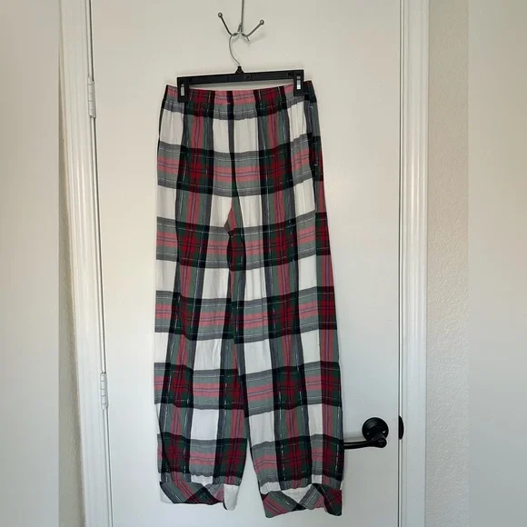 Victoria's Secret Flannel PJ Pajama Set White Red Green Plaid Size Small - Picture 13 of 16